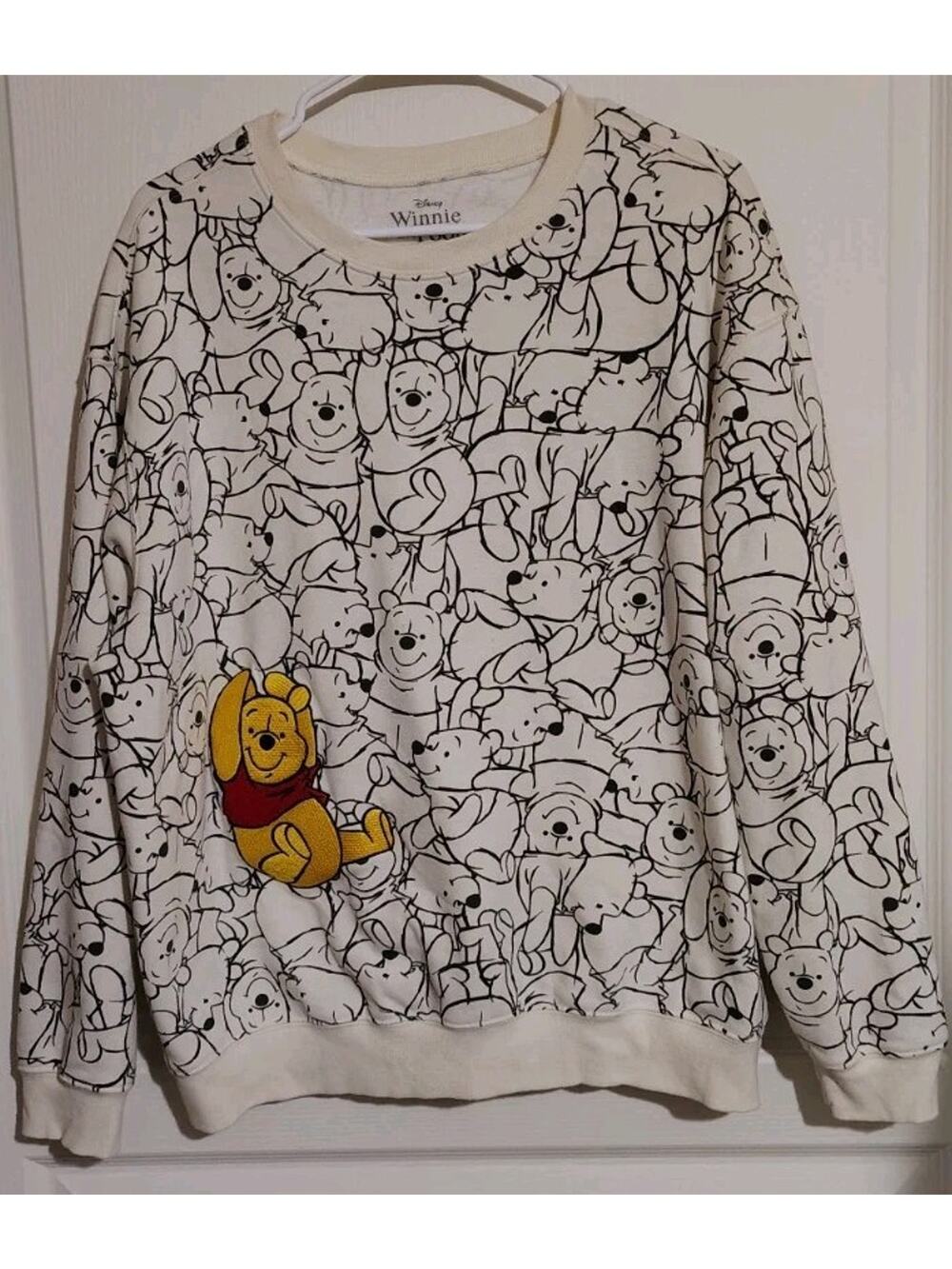 Disney Winnie The Pooh Sweatshirt Size 2X Plus Woman's Patch Black Line Art Bear